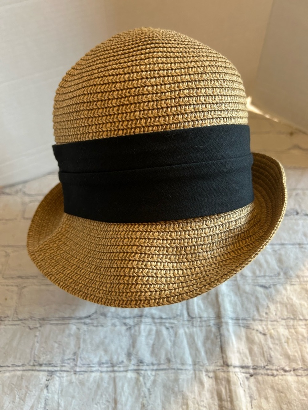 PACKABLE PAPER/POLYESTER/COTTON/SPANDEX WOMEN’S DARK NEURAL COLOR HAT O/S